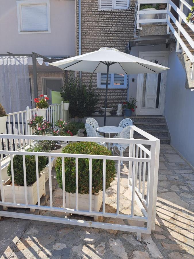 Royal Apartments Sandra 스틴잔 외부 사진
