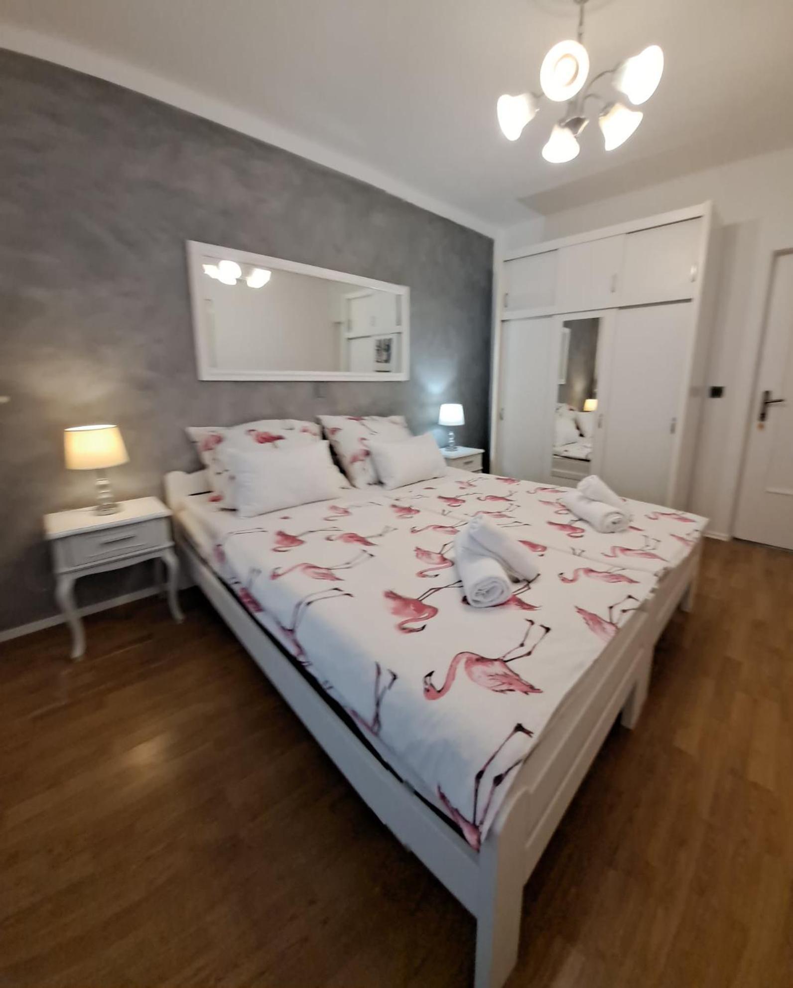 Royal Apartments Sandra 스틴잔 외부 사진