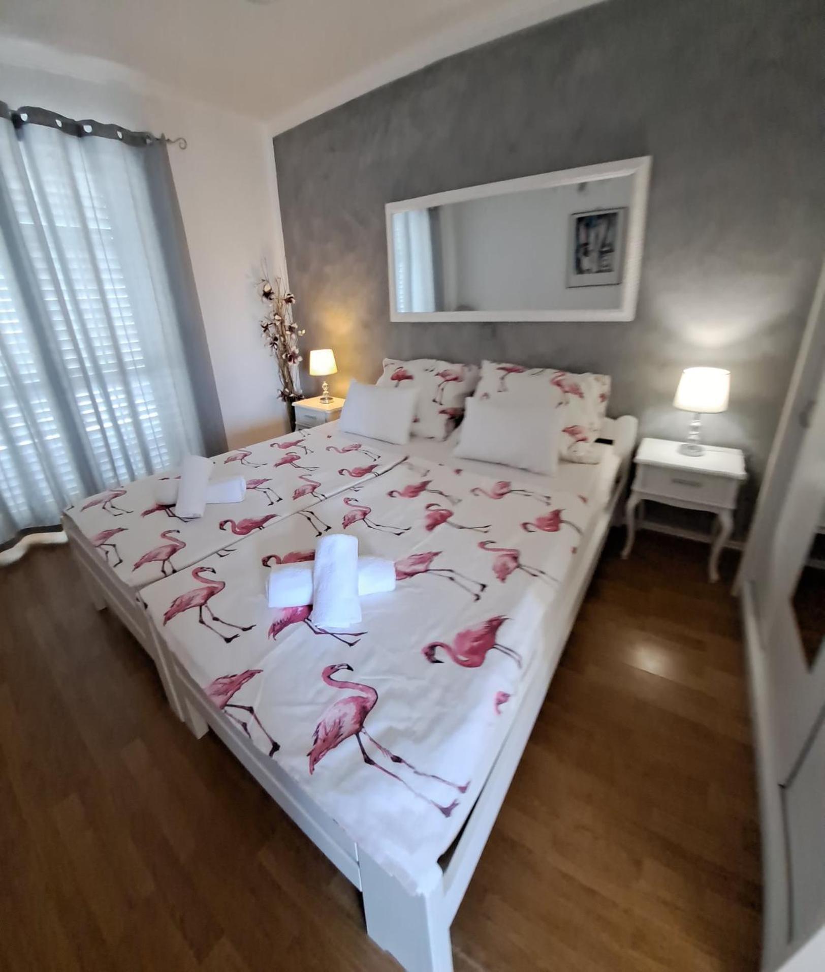Royal Apartments Sandra 스틴잔 외부 사진