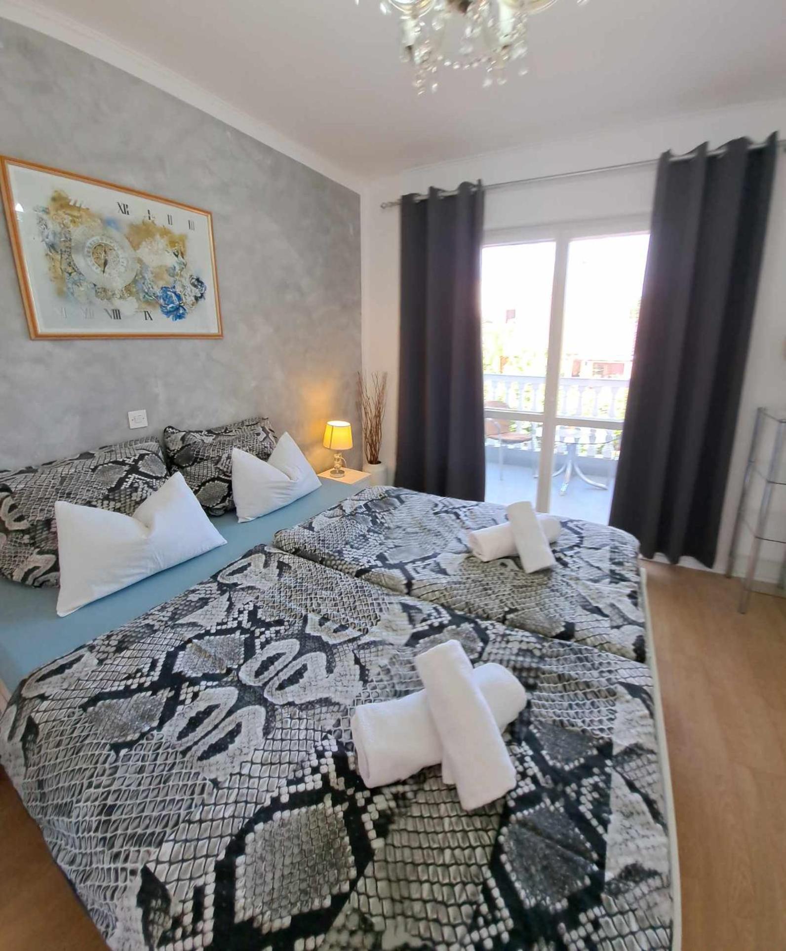 Royal Apartments Sandra 스틴잔 외부 사진