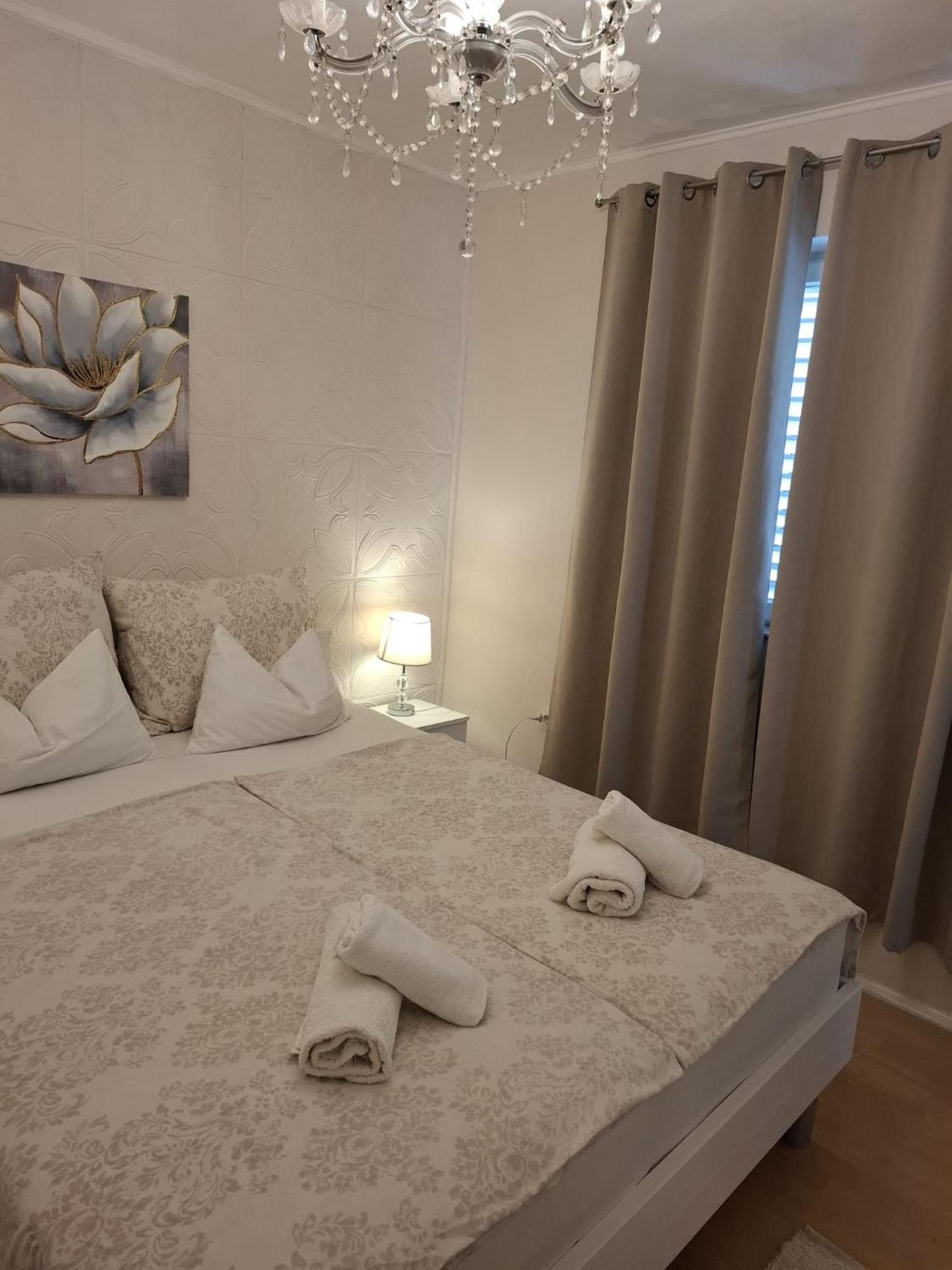 Royal Apartments Sandra 스틴잔 외부 사진